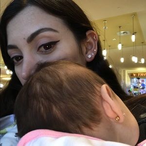 Meet your Posher, Majo